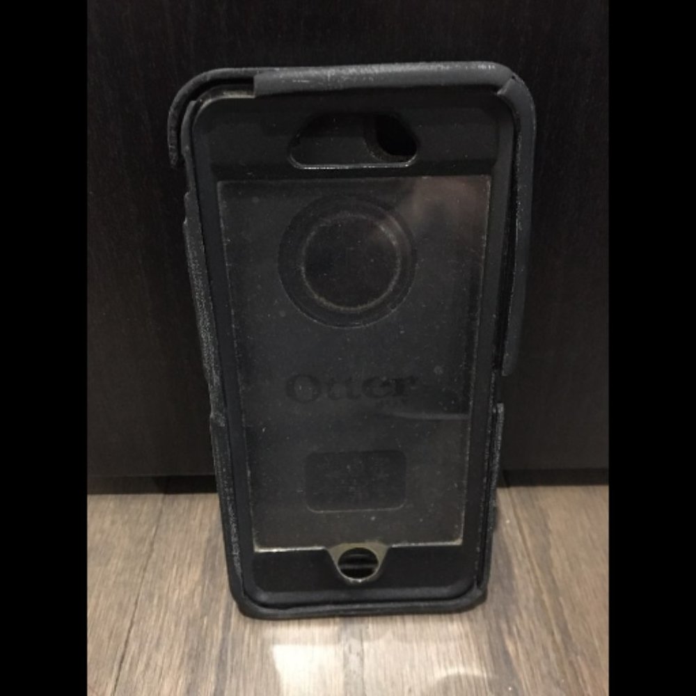 Iphone 6 and Iphone 6s Otterbox Case